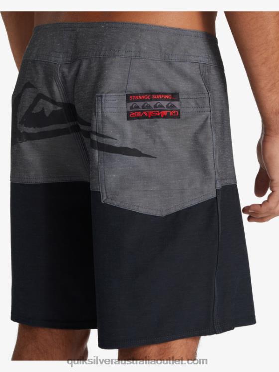 Quiksilver x Stranger Men Things Butt Logo 1986 17 Boardshorts H2N4B1719 the upside down